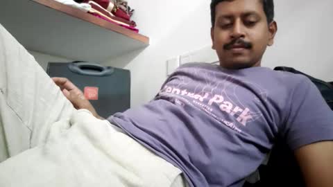 sexyguy online show from 4, 12, 2025