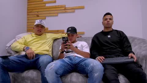 Jhonny Dick  his neighbors. online show from 26, 2, 2025