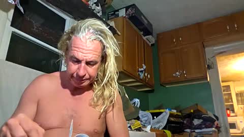 Snapshot of weber444 chatting on 14, 10, 2025 weber444 online show from 14, 10, 2025