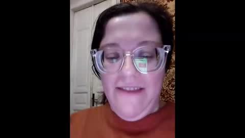 Snapshot of webgirl2 chatting on 29, 10, 2025 Marina online show from 29, 10, 2025