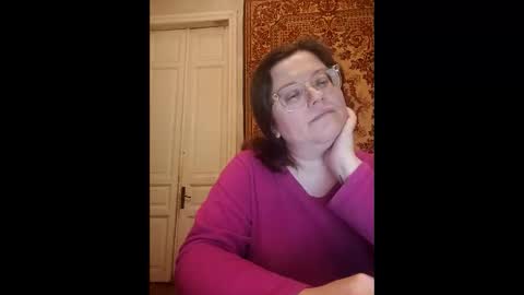 Snapshot of webgirl2 chatting on 15, 11, 2025 Marina online show from 15, 11, 2025