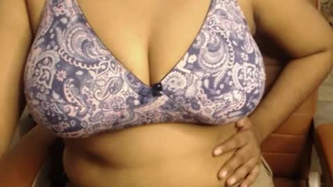 mina online show from 12, 4, 2026