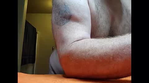 Snapshot of welderod chatting on 3, 11, 2025 welderod online show from 3, 11, 2025