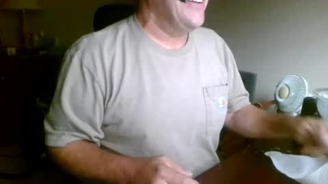 Snapshot of welderod chatting on 6, 7, 2026 welderod online show from 6, 7, 2026