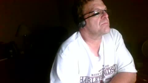 Snapshot of welderod chatting on 10, 7, 2026 welderod online show from 10, 7, 2026