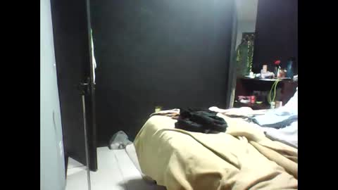 Snapshot of wellcrz chatting on 25, 10, 2025 wellcrz online show from 25, 10, 2025