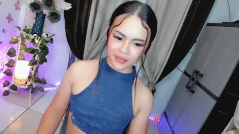 Hi Im LOVIE Please dont forget to follow and thumbs up me online show from 25, 5, 2026