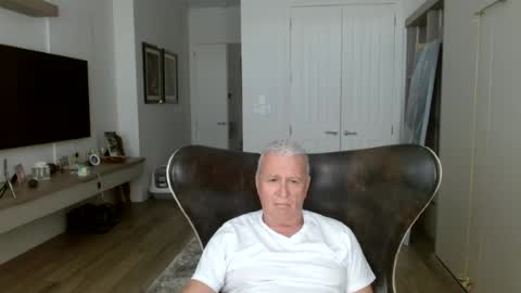 Exhibitionist online show from 22, 6, 2026