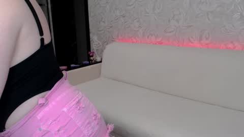 Snapshot of wells1kelly chatting on 20, 2, 2025 Your blonde Kelly online show from 20, 2, 2025