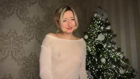 Daisy    online show from 14, 1, 2025