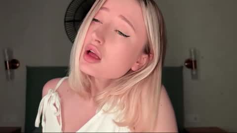 Daisy    online show from 21, 2, 2026