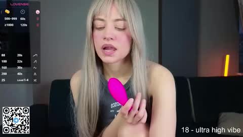 Snapshot of wendylovelylovew chatting on 26, 9, 2025 Wendy online show from 26, 9, 2025