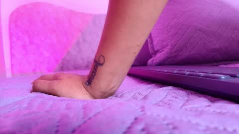 WEN SHENG online show from 24, 11, 2025