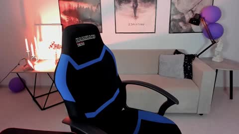 little girl who is always rightLisa online show from 27, 1, 2025