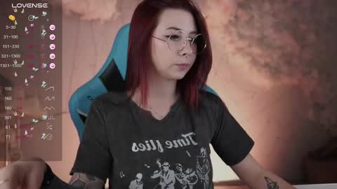 little girl who is always rightLisa online show from 12, 3, 2025