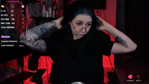 little girl who is always rightLisa online show from 17, 12, 2025