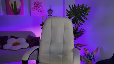 little girl who is always rightLisa online show from 19, 1, 2026