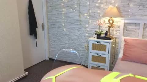 Snapshot of wet_dakota chatting on 12, 7, 2026 Dakota online show from 12, 7, 2026