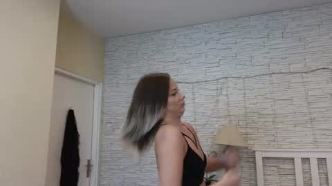 Snapshot of wet_dakota chatting on 19, 7, 2026 Dakota online show from 19, 7, 2026
