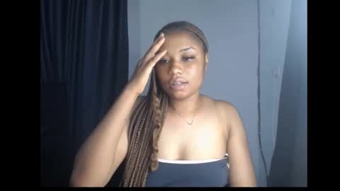 Snapshot of wet_juicypussy chatting on 8, 12, 2024 queen online show from 8, 12, 2024