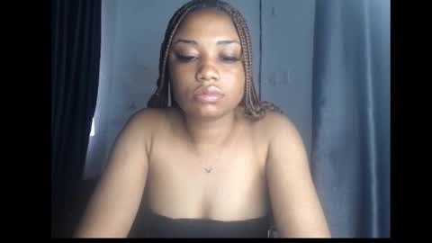 Snapshot of wet_juicypussy chatting on 10, 12, 2024 queen online show from 10, 12, 2024