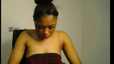 Snapshot of wet_juicypussy chatting on 14, 1, 2025 queen online show from 14, 1, 2025