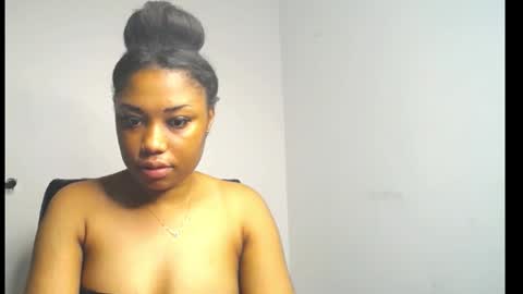 Snapshot of wet_juicypussy chatting on 17, 1, 2025 queen online show from 17, 1, 2025