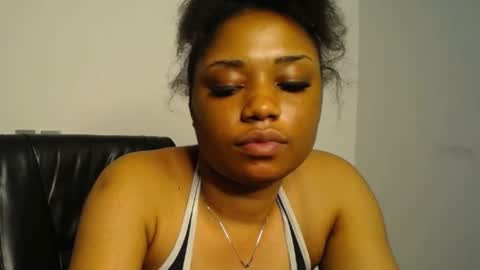 Snapshot of wet_juicypussy chatting on 21, 1, 2025 queen online show from 21, 1, 2025