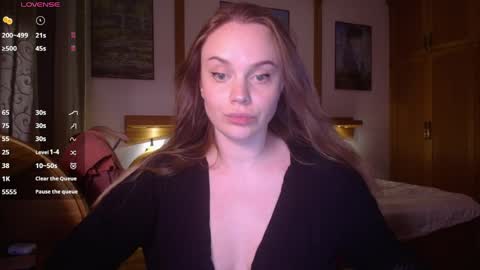 Lana online show from 10, 4, 2026