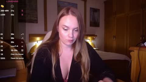 Lana online show from 10, 5, 2026