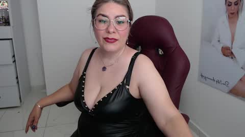 Diva online show from 31, 12, 2024