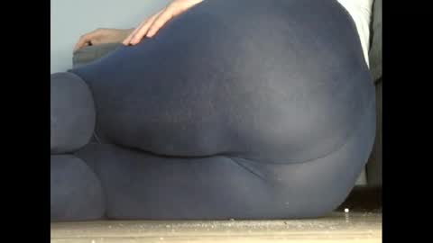 wet_pants2022 online show from 14, 2, 2025