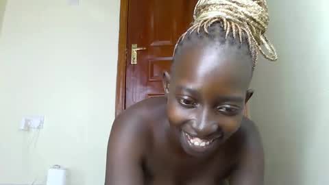 Snapshot of wet_pussy2025 chatting on 15, 11, 2025 wet_pussy2025 online show from 15, 11, 2025