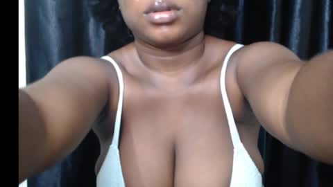 Snapshot of wet_xxpussy55 chatting on 16, 10, 2025 Sonia online show from 16, 10, 2025