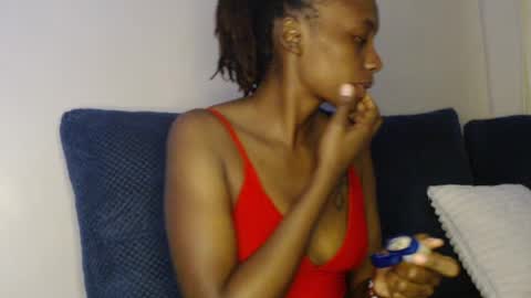 Snapshot of wetfreakym chatting on 5, 7, 2026 Bella online show from 5, 7, 2026