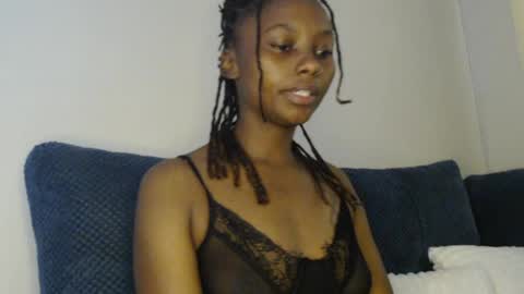 Snapshot of wetfreakym chatting on 8, 7, 2026 Bella online show from 8, 7, 2026
