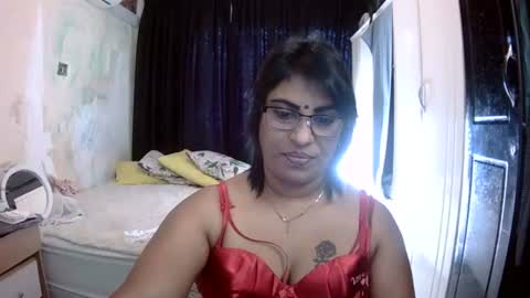 Snapshot of wetindian1971 chatting on 7, 1, 2026 kavita online show from 7, 1, 2026