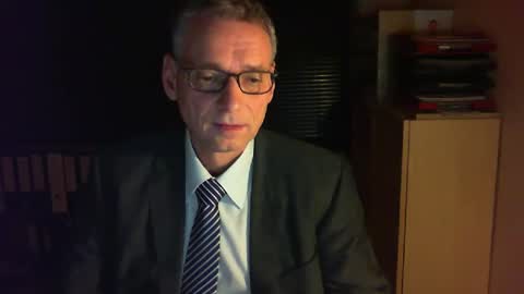 Snapshot of wetsuitedman chatting on 9, 1, 2025 Franz online show from 9, 1, 2025