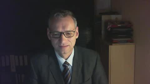 Snapshot of wetsuitedman chatting on 1, 2, 2025 Franz online show from 1, 2, 2025