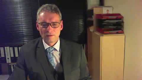 Snapshot of wetsuitedman chatting on 7, 11, 2025 Franz online show from 7, 11, 2025