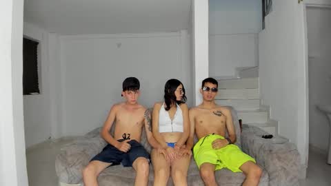 --New girls--TamyDark hair girl--Aitana--Mathiasglasses boy--Peter online show from 15, 9, 2025