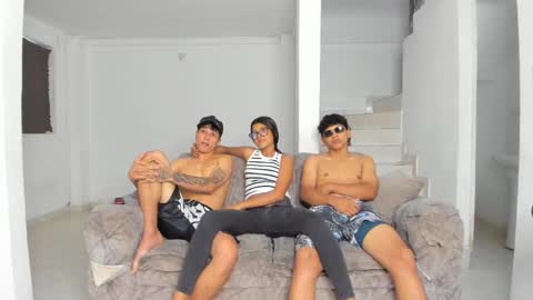 --New girls--TamyDark hair girl--Aitana--Mathiasglasses boy--Peter online show from 1, 10, 2025