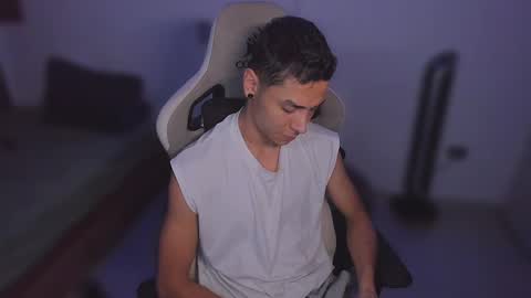 Snapshot of wexx_ chatting on 10, 9, 2025 wex online show from 10, 9, 2025