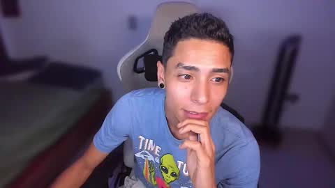 Snapshot of wexx_ chatting on 13, 9, 2025 wex online show from 13, 9, 2025