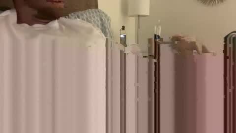 Snapshot of whatyouwantxox chatting on 19, 11, 2025 whatyouwantxox online show from 19, 11, 2025