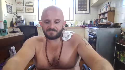 Snapshot of wheelzie chatting on 8, 3, 2025 wheelzie online show from 8, 3, 2025