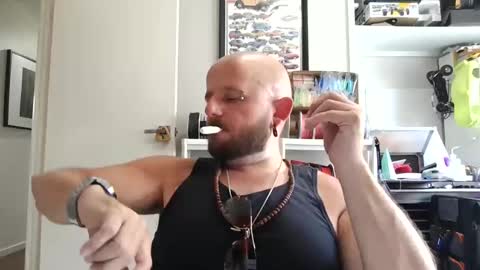 Snapshot of wheelzie chatting on 24, 11, 2025 wheelzie online show from 24, 11, 2025