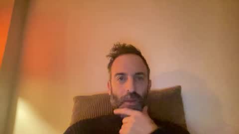 Snapshot of whiskylovexxx chatting on 26, 11, 2025 WhiskyLove online show from 26, 11, 2025