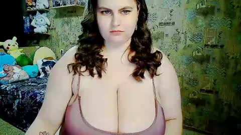 Snapshot of whisperinthedarkk chatting on 25, 11, 2025 whisperinthedarkk online show from 25, 11, 2025