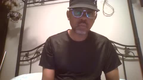 whisperw online show from 3, 8, 2026